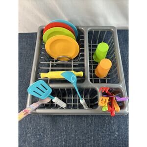 Children’s Dish And Drainer Set Play House Kitchen Toys 19 Pieces